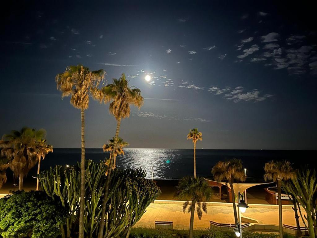 Illescas Apartamento Estepona Bagian luar foto