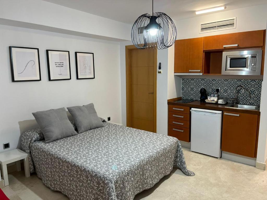 Illescas Apartamento Estepona Bagian luar foto